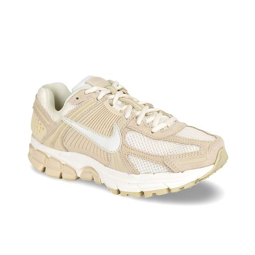 Zapatilla Nike Vomero 5