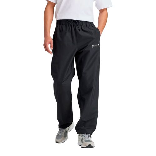Pantalón New Balance Linear Graphic Woven