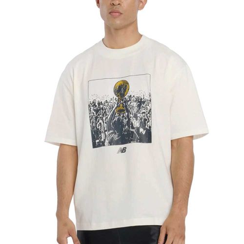 Remera New Balance Hoops Championship Graphic