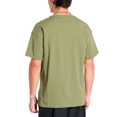 Remera New Balance Linear Graphic