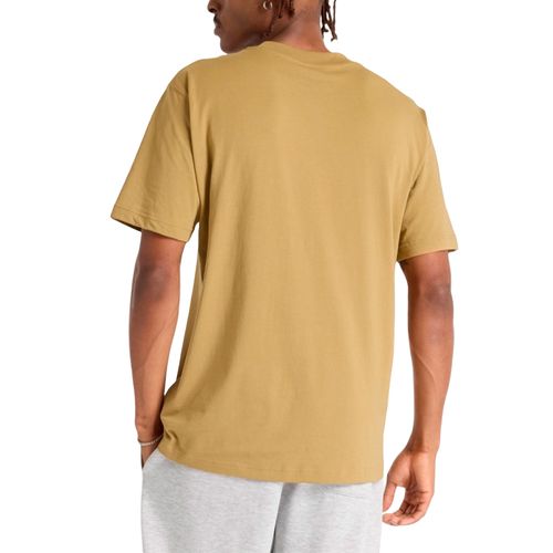 Remera New Balance Essentials
