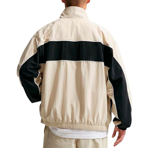 Campera Nike Sportswear Club Lightweight