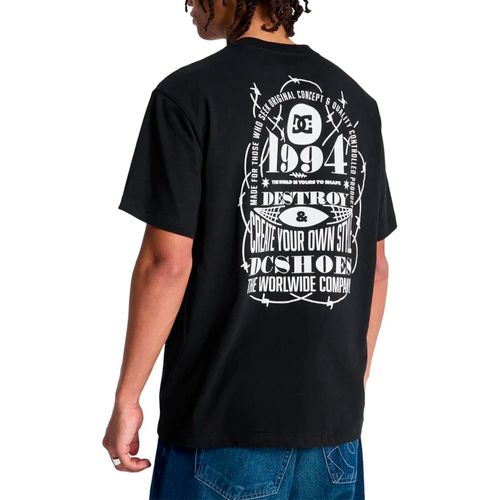 Remera Dc Shoes Shape Or Destroy Negra