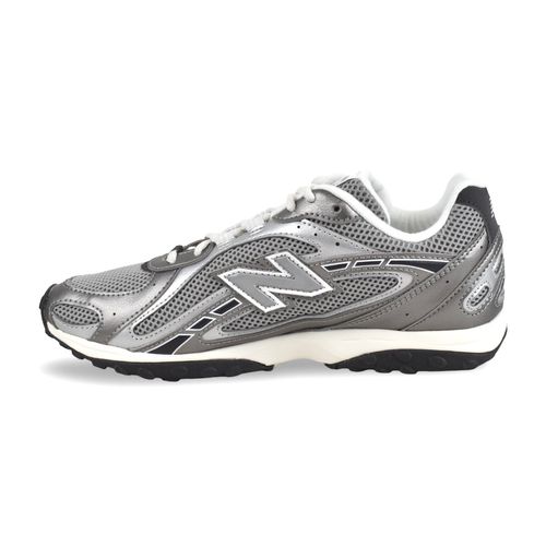 Zapatilla New Balance 204L Gris