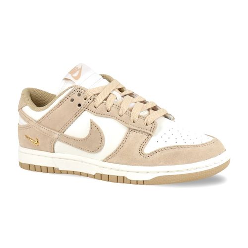 Zapatilla Nike Dunk Low Beige