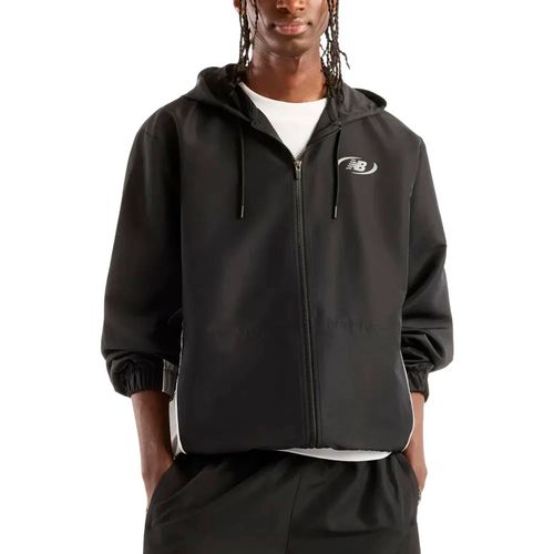 Campera New Balance Trackside Woven Negra