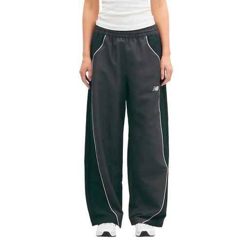 Pantalón New Balance Trackside Woven Negro